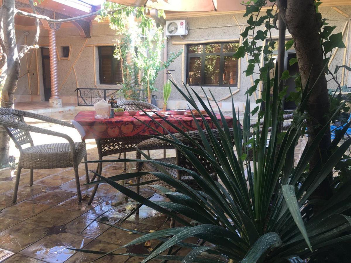 Apartamento "S E A S O N S" Samarcanda Exterior foto