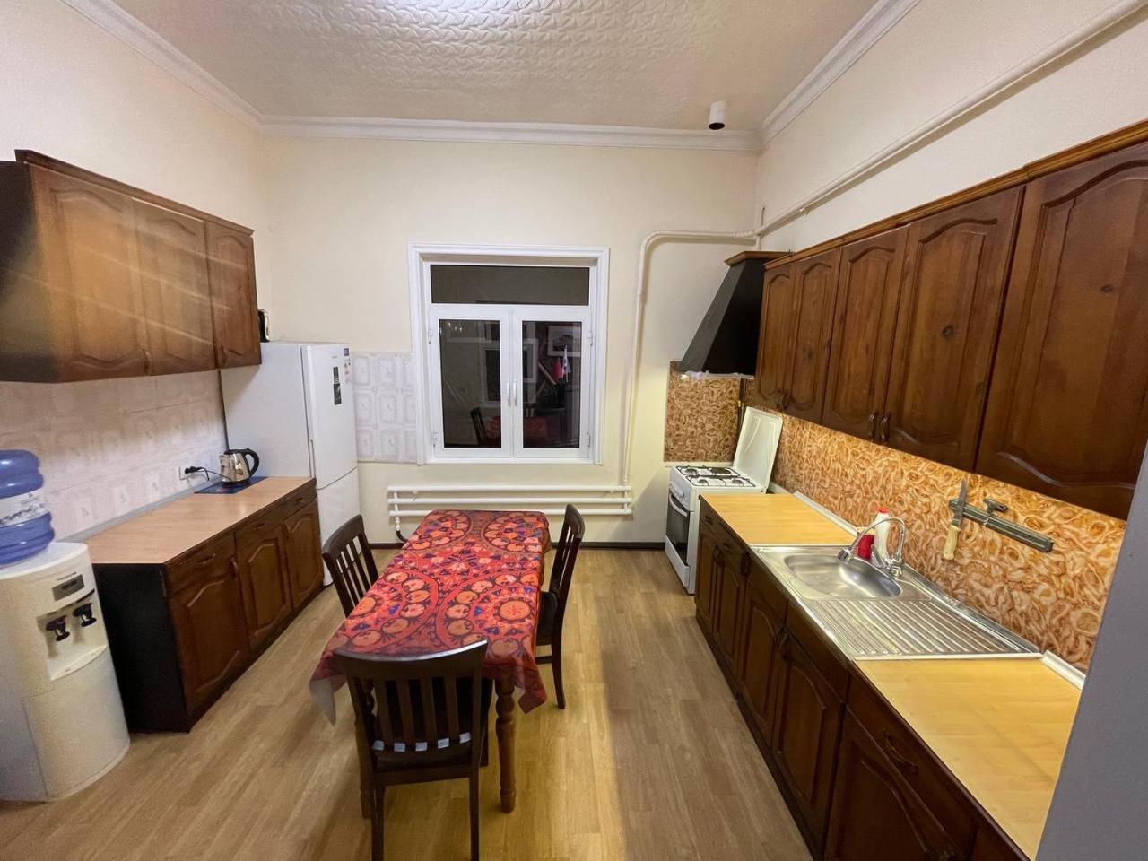 Apartamento "S E A S O N S" Samarcanda Exterior foto