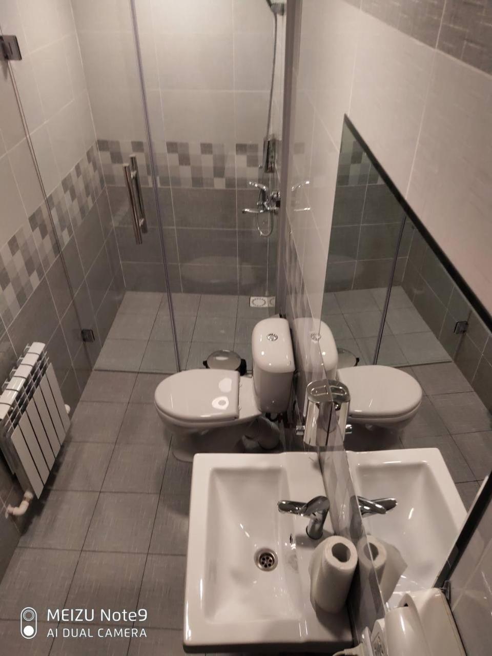 Apartamento "S E A S O N S" Samarcanda Exterior foto